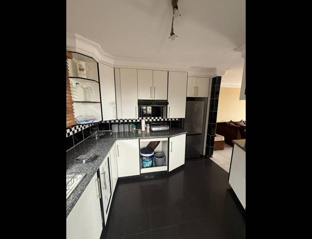 3 BEDROOM HOUSE FOR SALE IN UMLAZI P